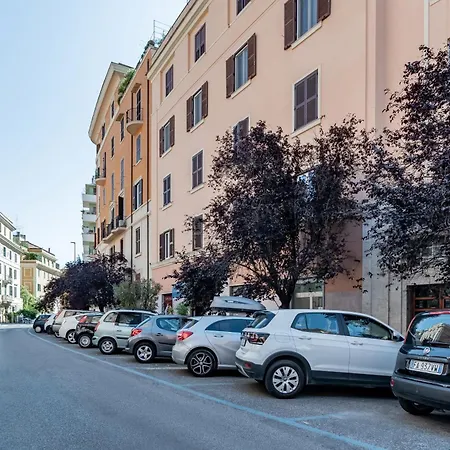 Barone House 4*