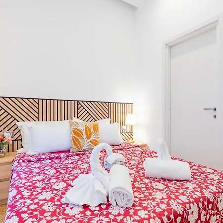 Barone House 4*