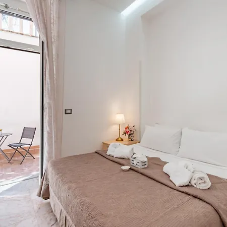 Pensionat Barone House 4*